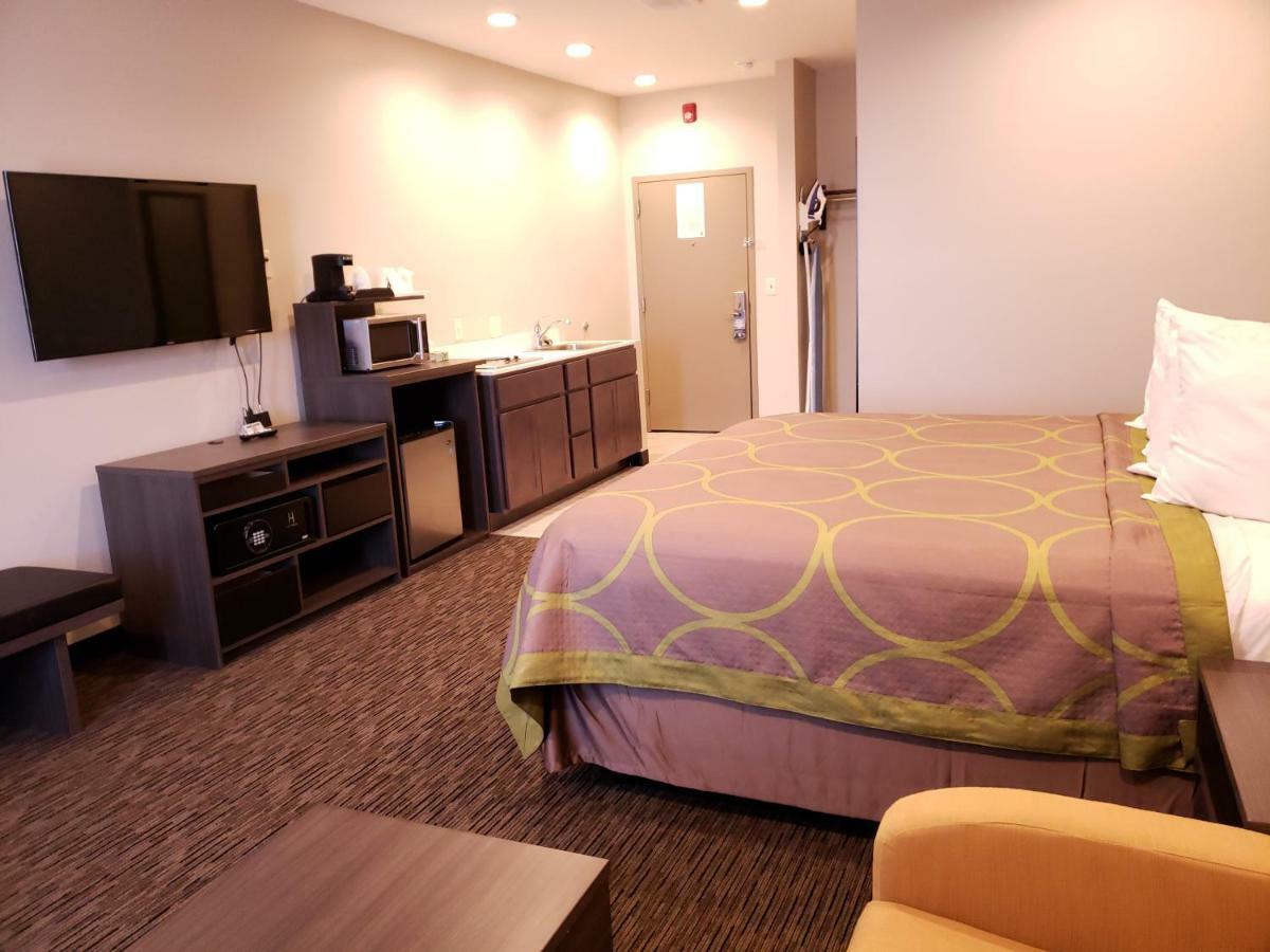 Super 8 By Wyndham St. Louis North Saint Louis Exterior foto